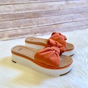 UGG Joan Platform Bow Suede Sandals In Coral Size 8